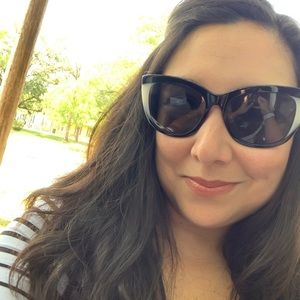 Meet your Posher, Yvonne